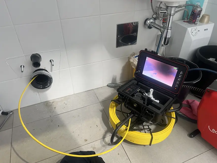 Kamerainspektion im Abwasserrohr &ndash; ROHRPRO24 im Einsatz in Wien